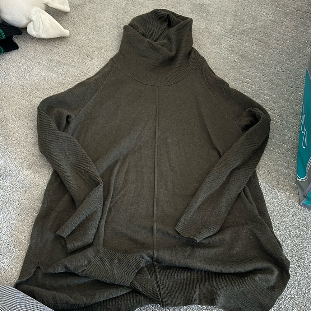 Cynthia rowley green extra fine merino wool sweater size small
